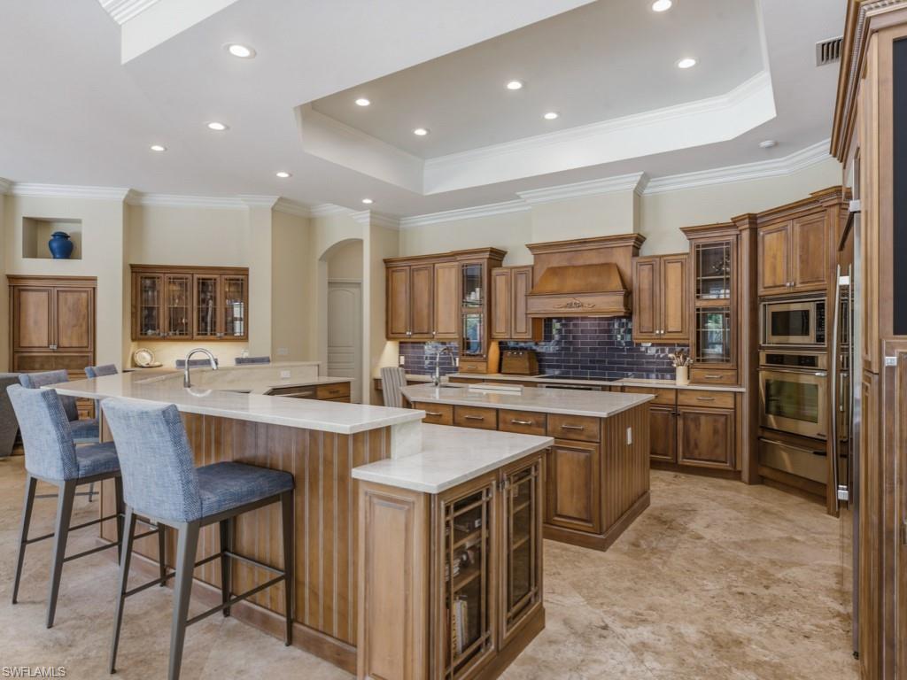 LIVINGSTON WOODS - Residential