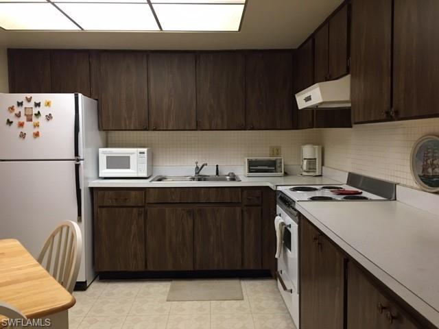 SOUTH BROADMOOR - Residential