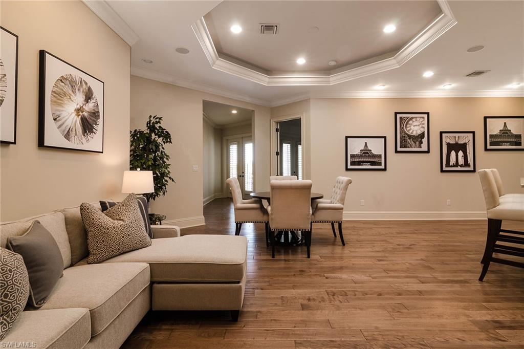 MOORINGS - Residential