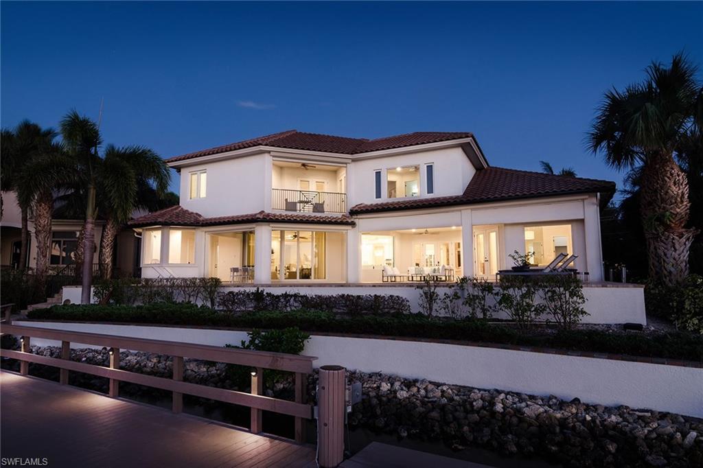 MOORINGS - Residential