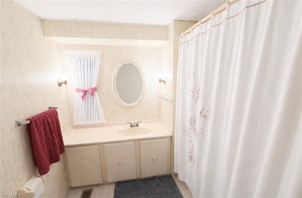 IMPERIAL HARBOR - Residential