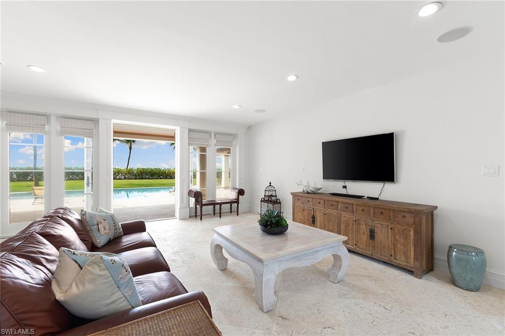 OLDE NAPLES - Residential