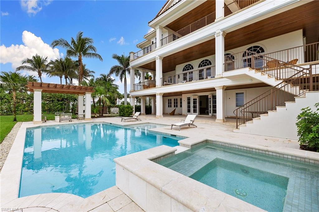 OLDE NAPLES - Residential