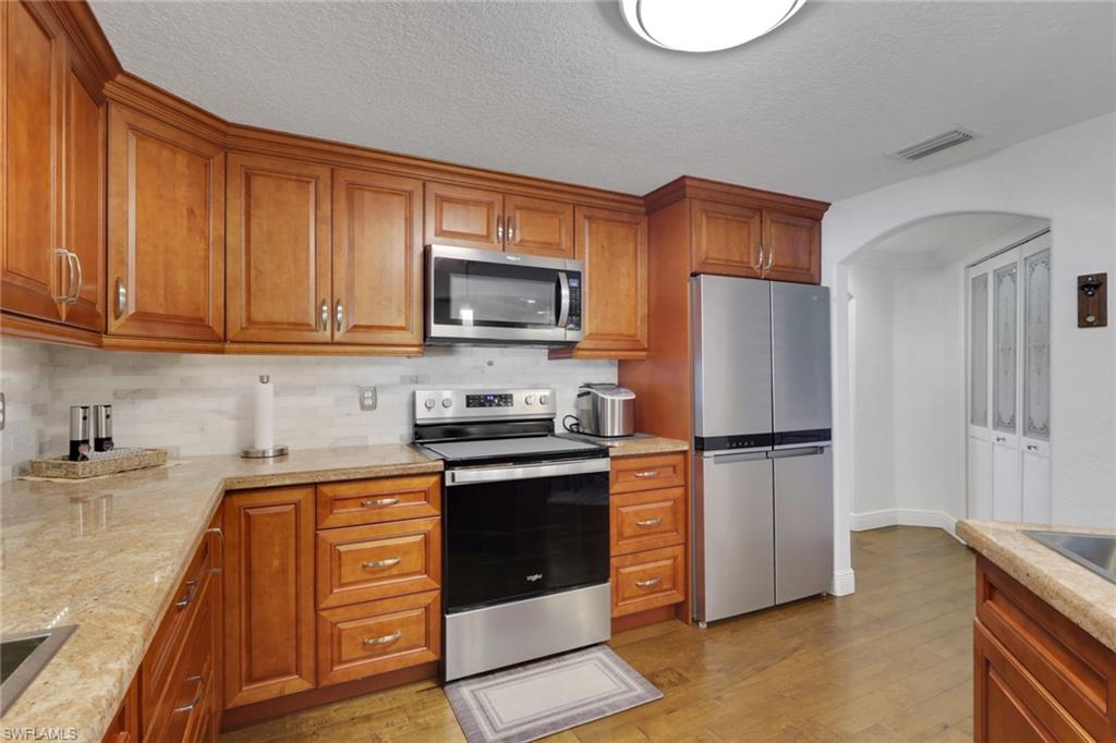 PORT CHARLOTTE - Residential