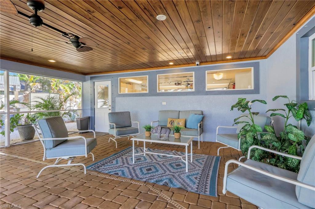 PORT CHARLOTTE - Residential