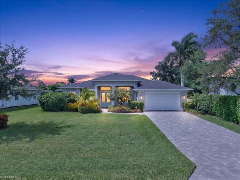 Photo of 37 Johnnycake DR, NAPLES, FL 34110 (MLS # 226023110)