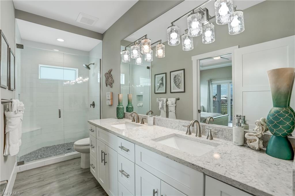 ISLAND SHORES - Residential