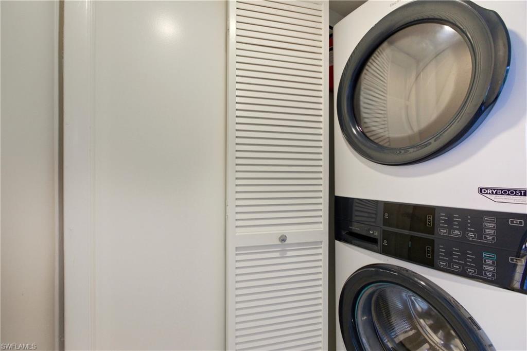 BONITA BEACH PLANTATION HOUSE - Residential