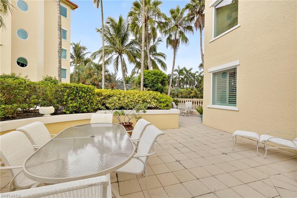 VENTANAS AT TIBURON - Residential