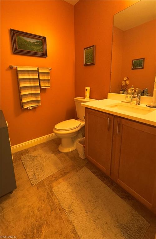 THE RESIDENCES AT COCONUT POINT - Residential Lease