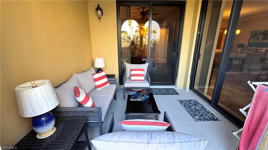 THE RESIDENCES AT COCONUT POINT - Residential Lease