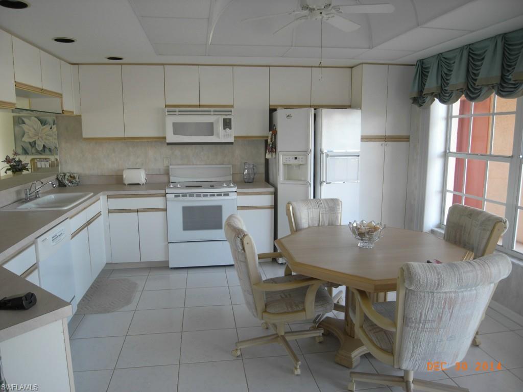 PARKWAY EAST - Residential