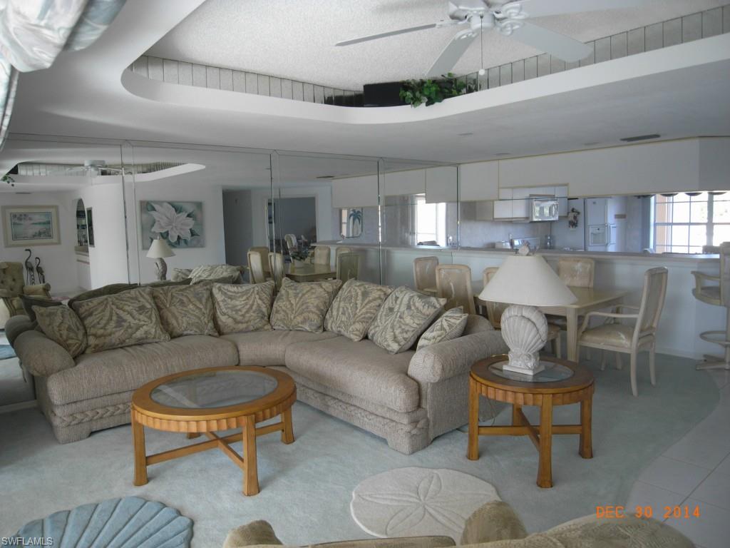 PARKWAY EAST - Residential