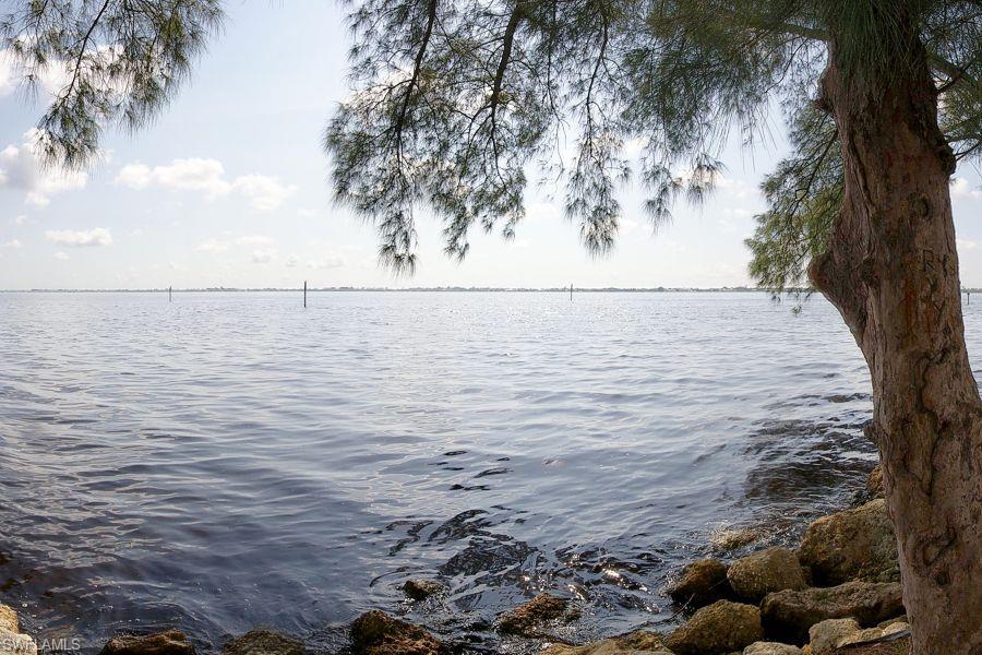 PARKWAY EAST - Residential