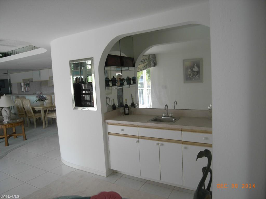 PARKWAY EAST - Residential