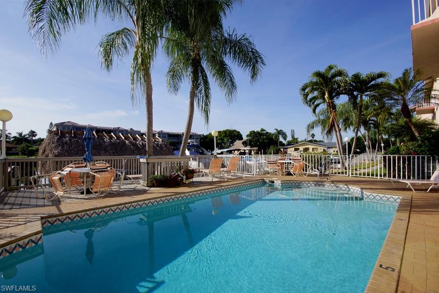 PARKWAY EAST - Residential