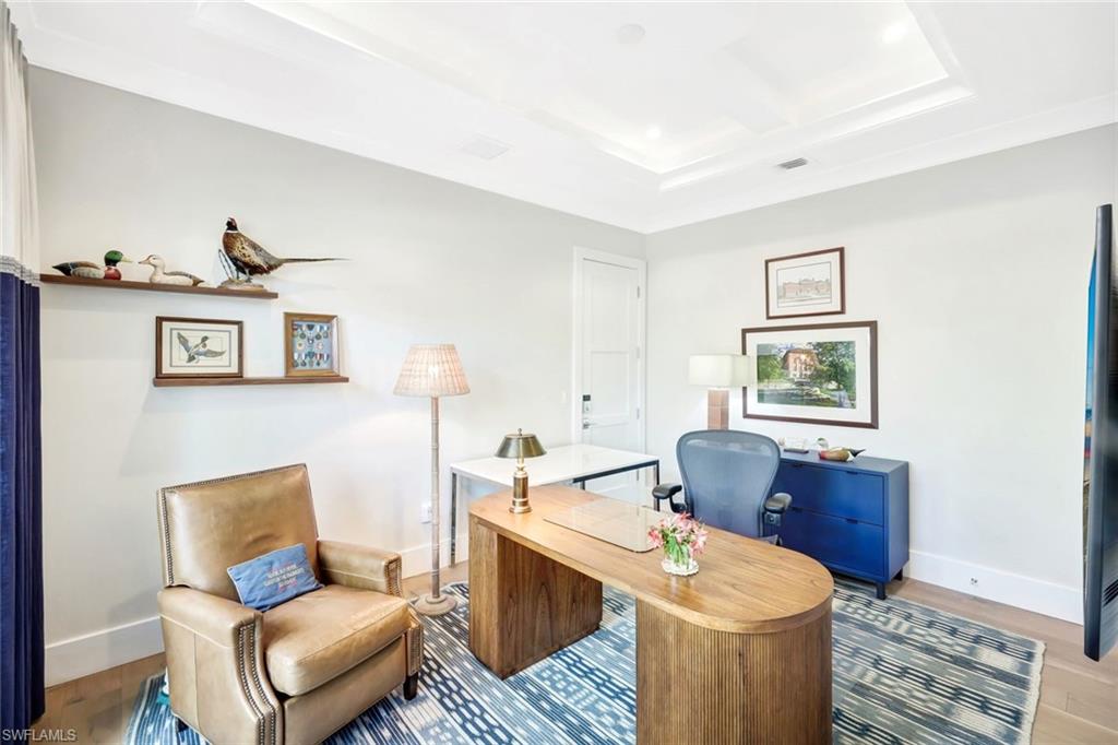 MOORINGS - Residential