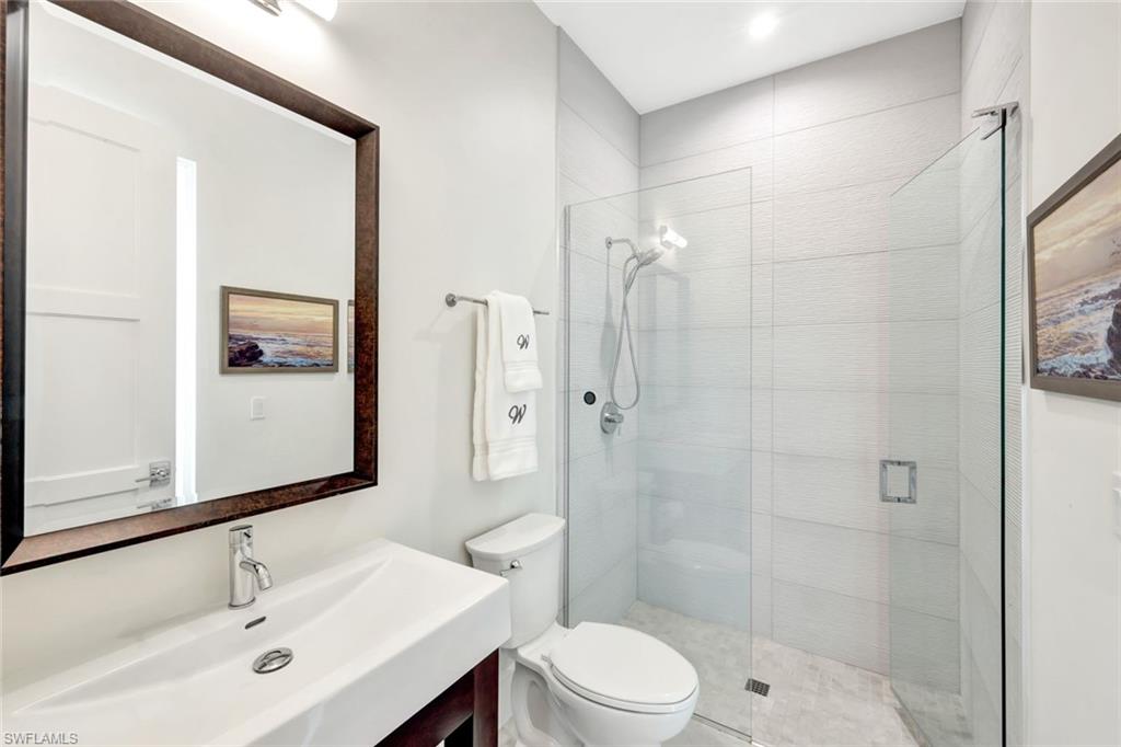 MOORINGS - Residential