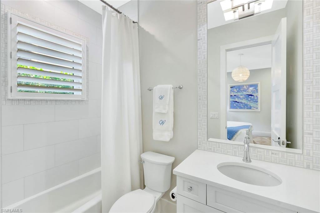 MOORINGS - Residential