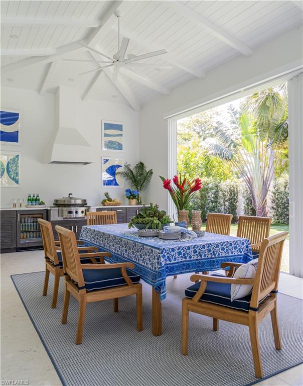 MOORINGS - Residential