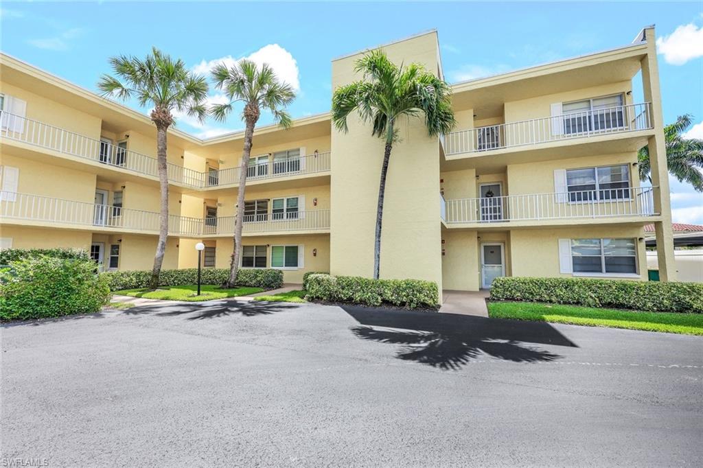 FOREST LAKES - Residential