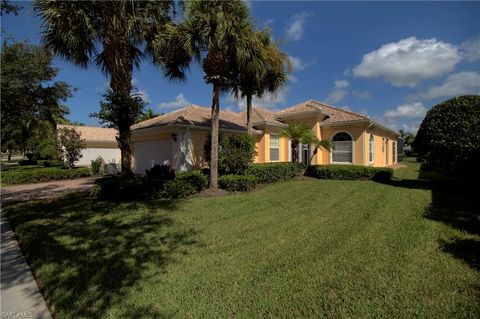 A home in NAPLES