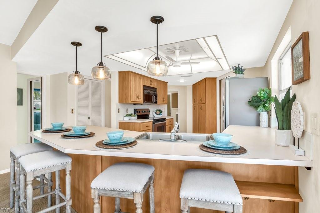 PALM RIVER ESTATES - Residential