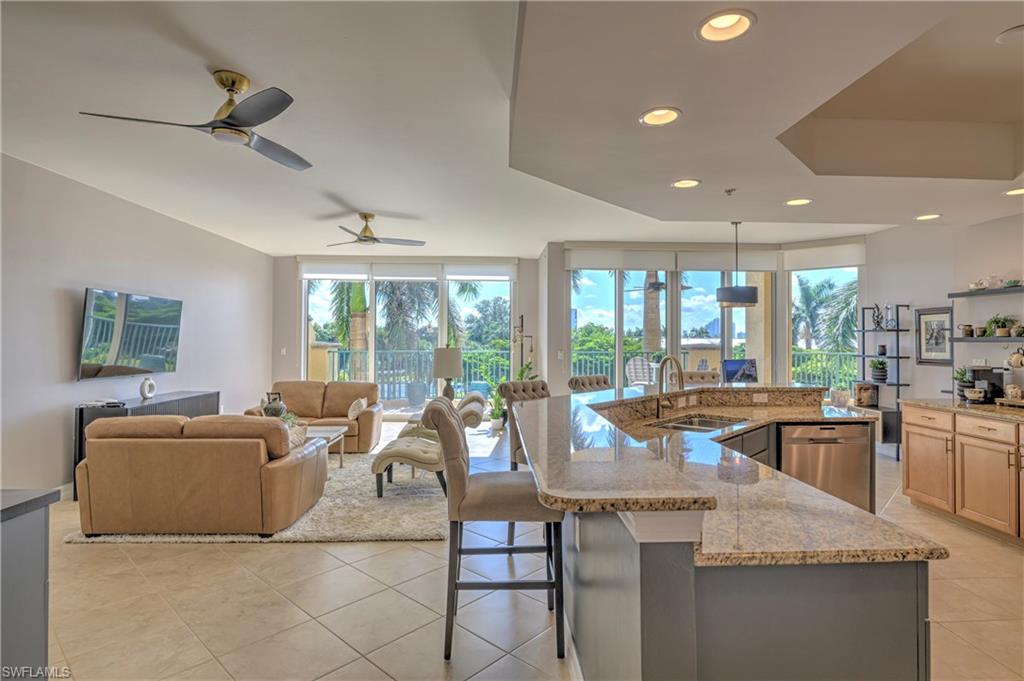 NORTH STAR YACHT CLUB - Residential