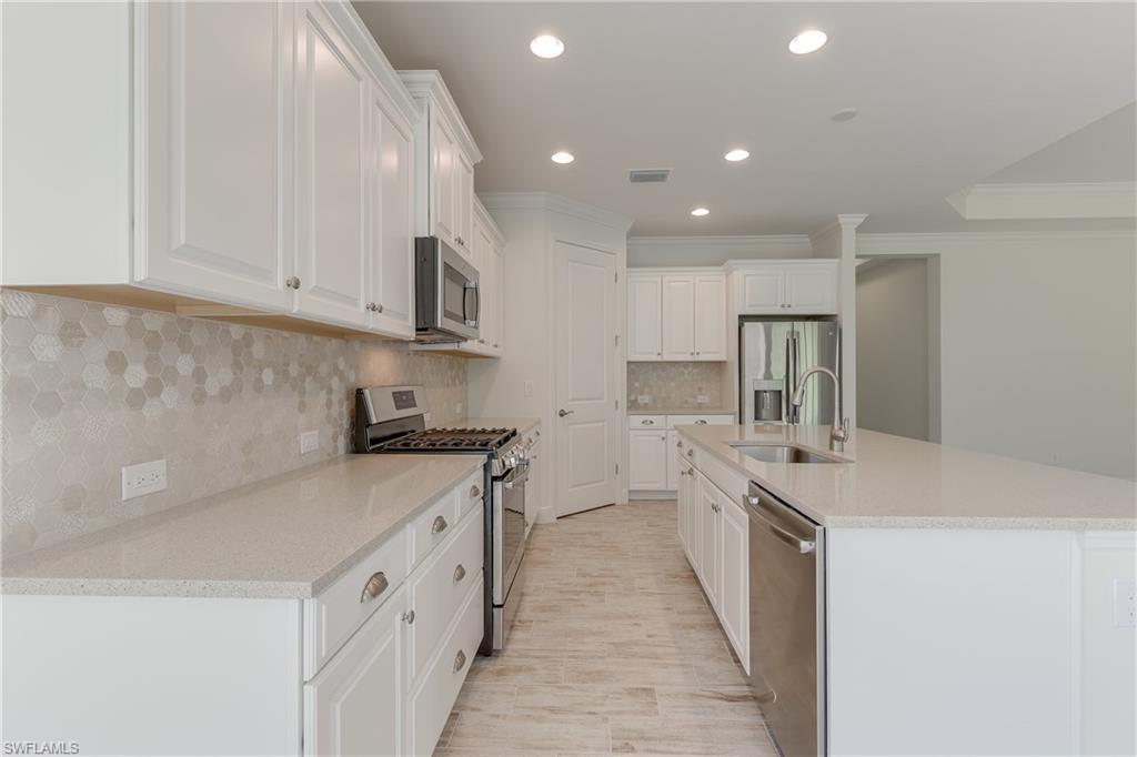 CYPRESS WALK - Residential