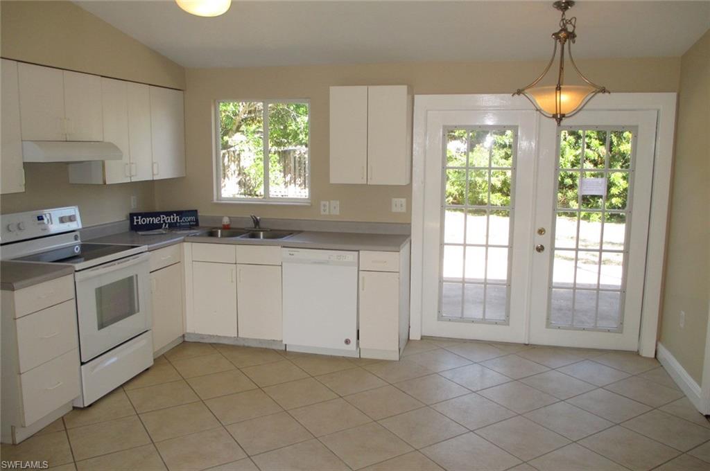 GOLDEN GATE CITY - Residential