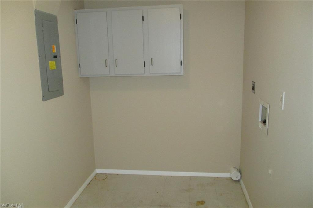 GOLDEN GATE CITY - Residential