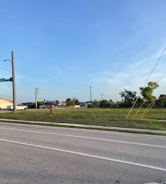 CAPE CORAL - Land