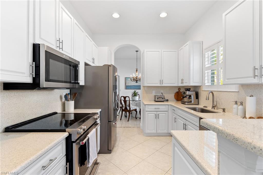 VILLA VISTANA - Residential