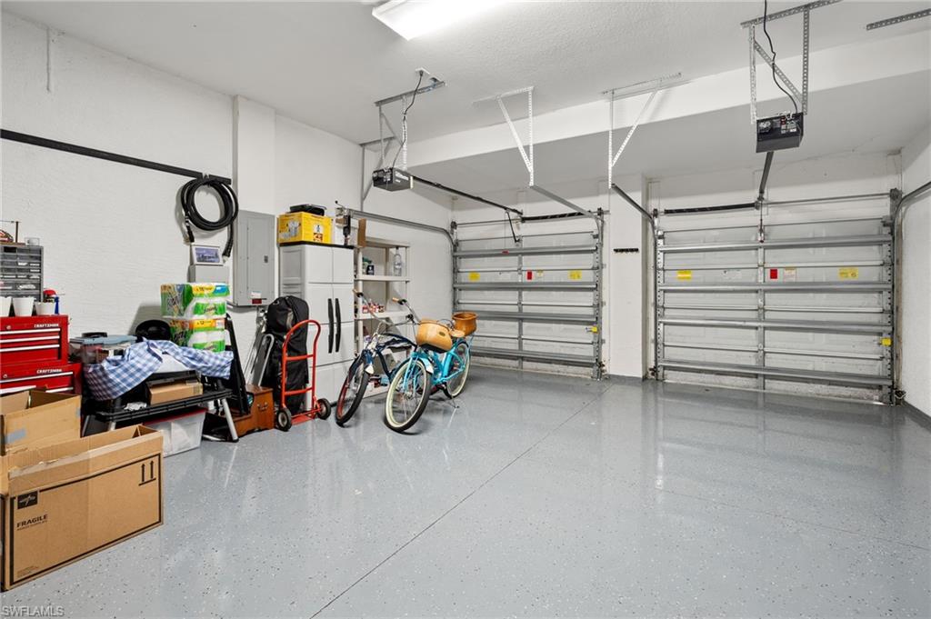 VILLA VISTANA - Residential