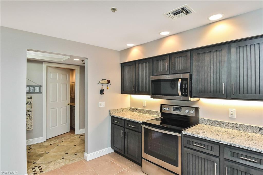 GRANDE ISLE I - Residential