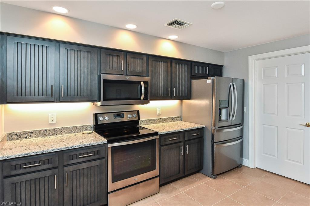 GRANDE ISLE I - Residential