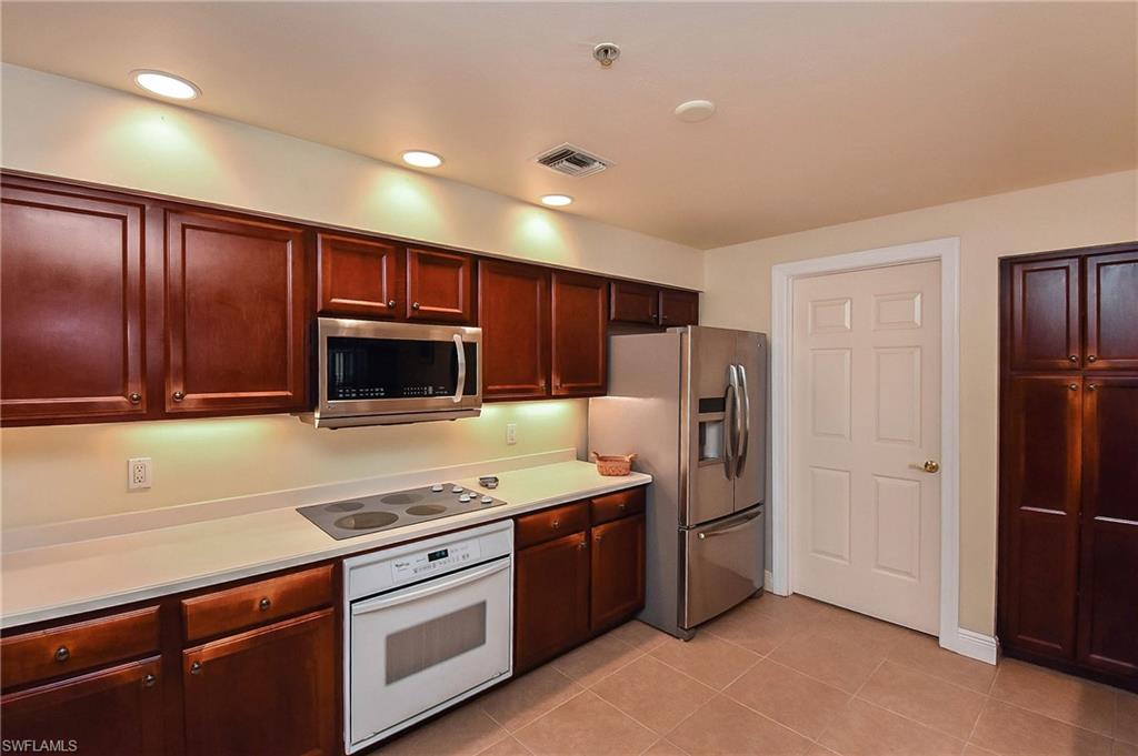 GRANDE ISLE I - Residential