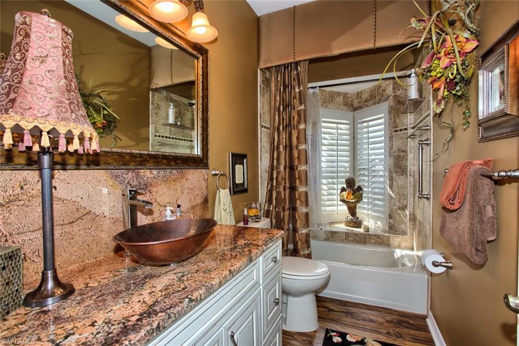 MAHOGANY RUN - Residential