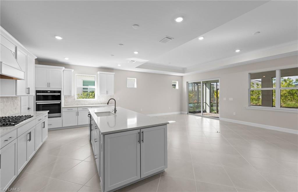 DEL WEBB OAK CREEK - Residential