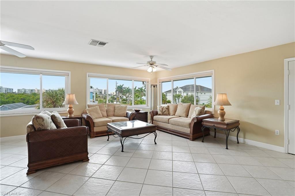 FAIRVIEW ISLES - Residential