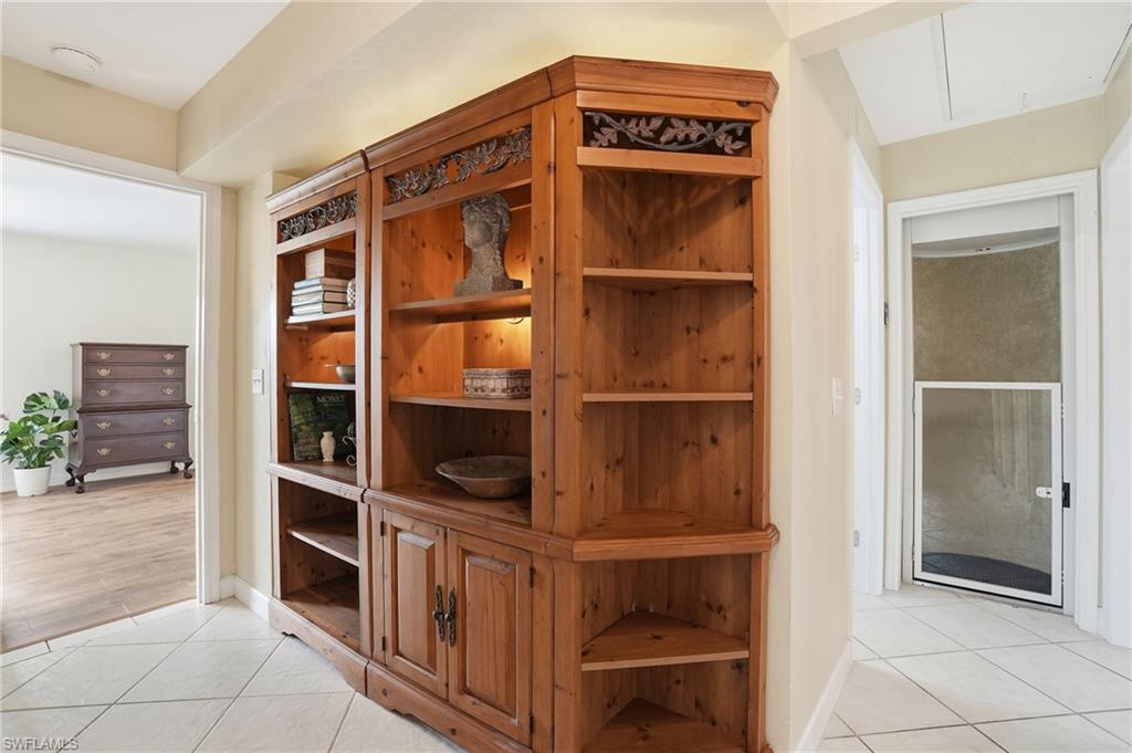 FAIRVIEW ISLES - Residential