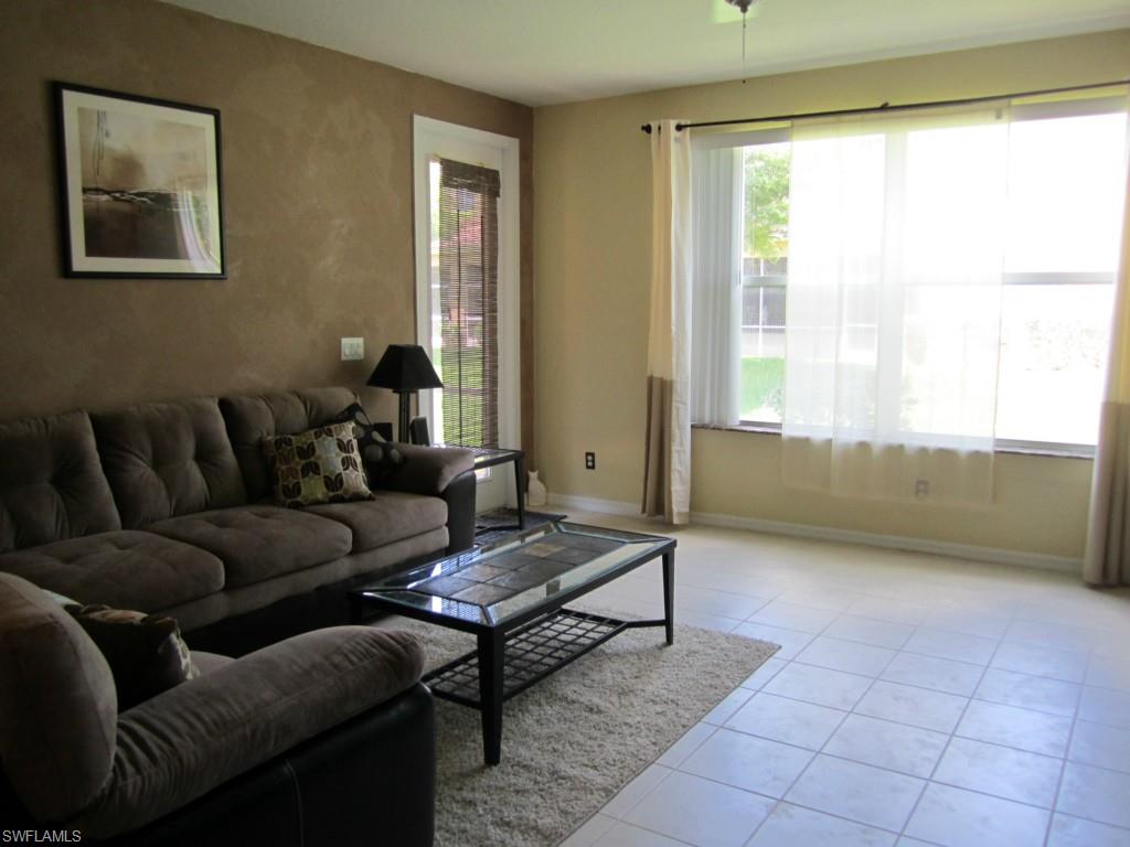 COLONNADE AT FORUM - Residential