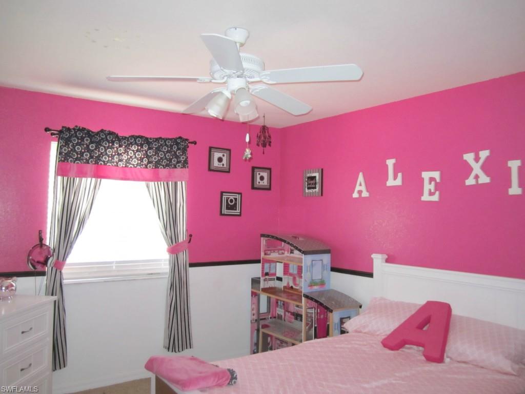 COLONNADE AT FORUM - Residential