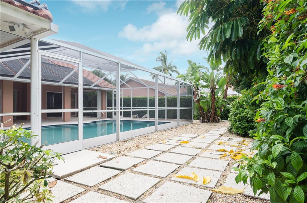 SPANISH WELLS - Residential
