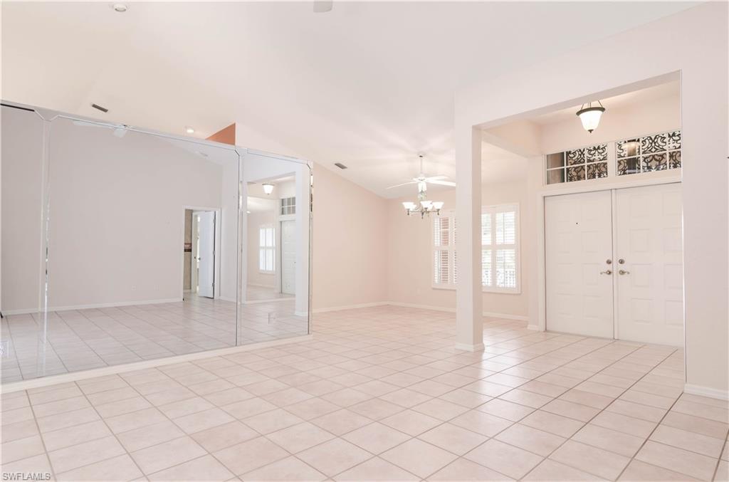 SPANISH WELLS - Residential