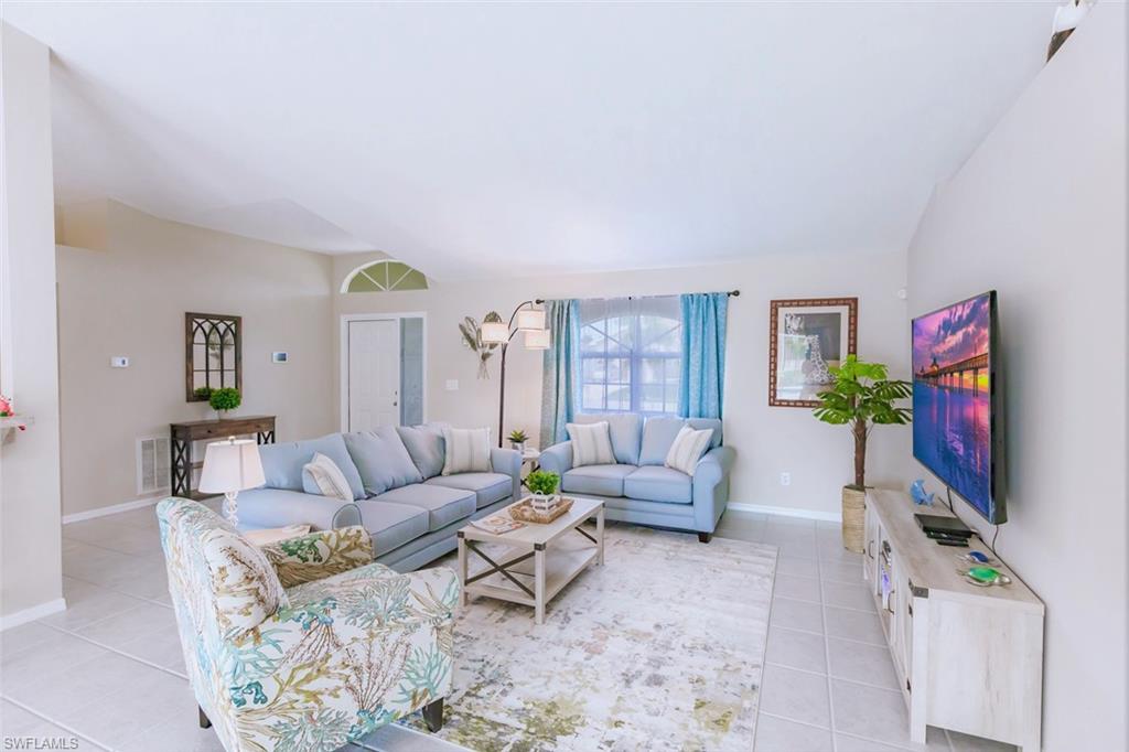 1704 SW 44th TER
