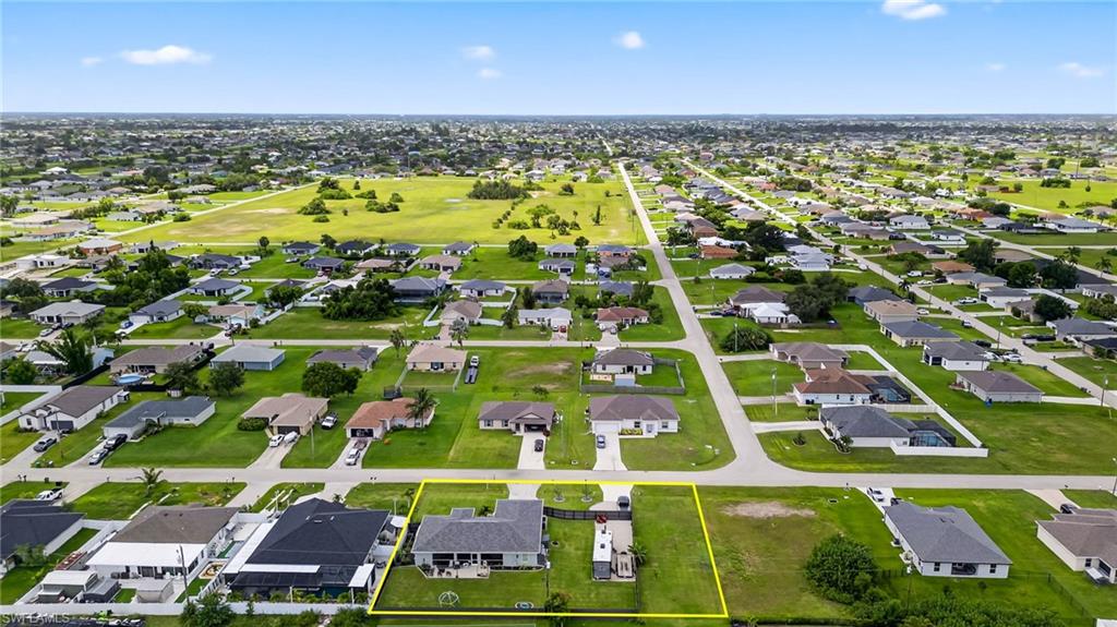 CAPE CORAL - Residential
