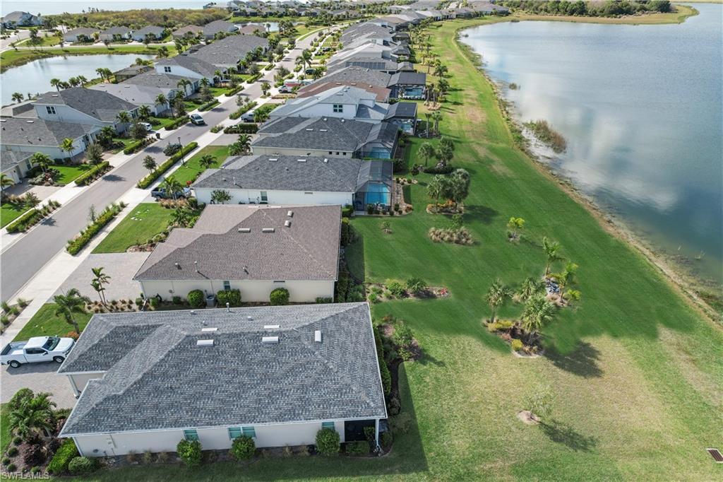 EDGEWATER - Residential