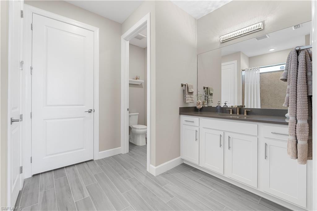 EDGEWATER - Residential