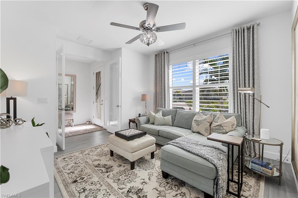 EDGEWATER - Residential